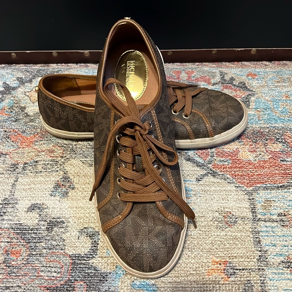 Michael Kors brown tennies